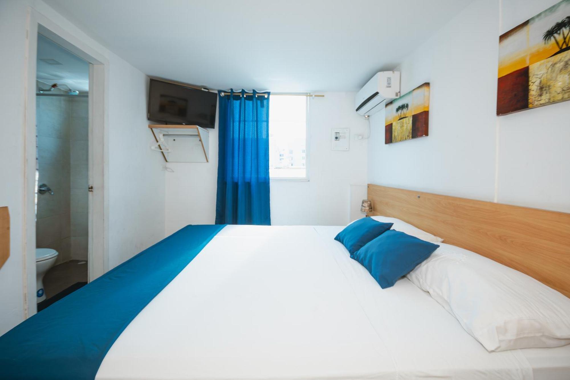 Hotel Casa Latina Манта Экстерьер фото
